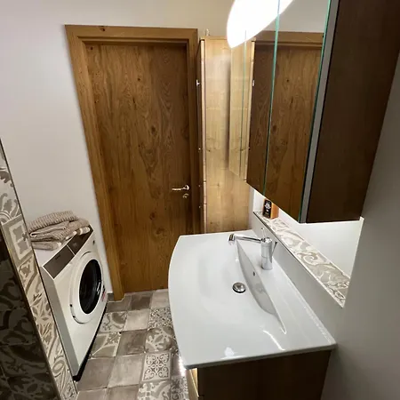 Lifestyle Mit Terrasse Und Garten Augusta