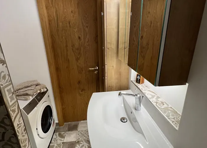 Lifestyle Mit Terrasse Und Garten Аугсбург